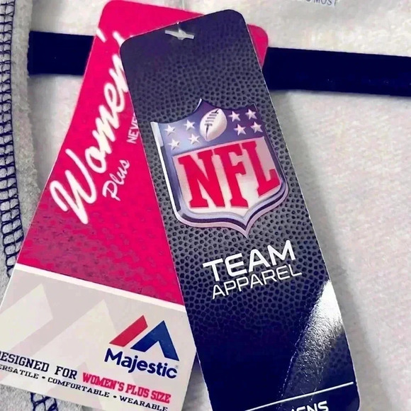 Designed for Women's Plus Sizes Wrap NWT - Picture 3 of 3